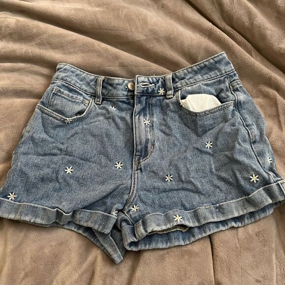 Pacsun daisy shorts - Picture 6 of 8